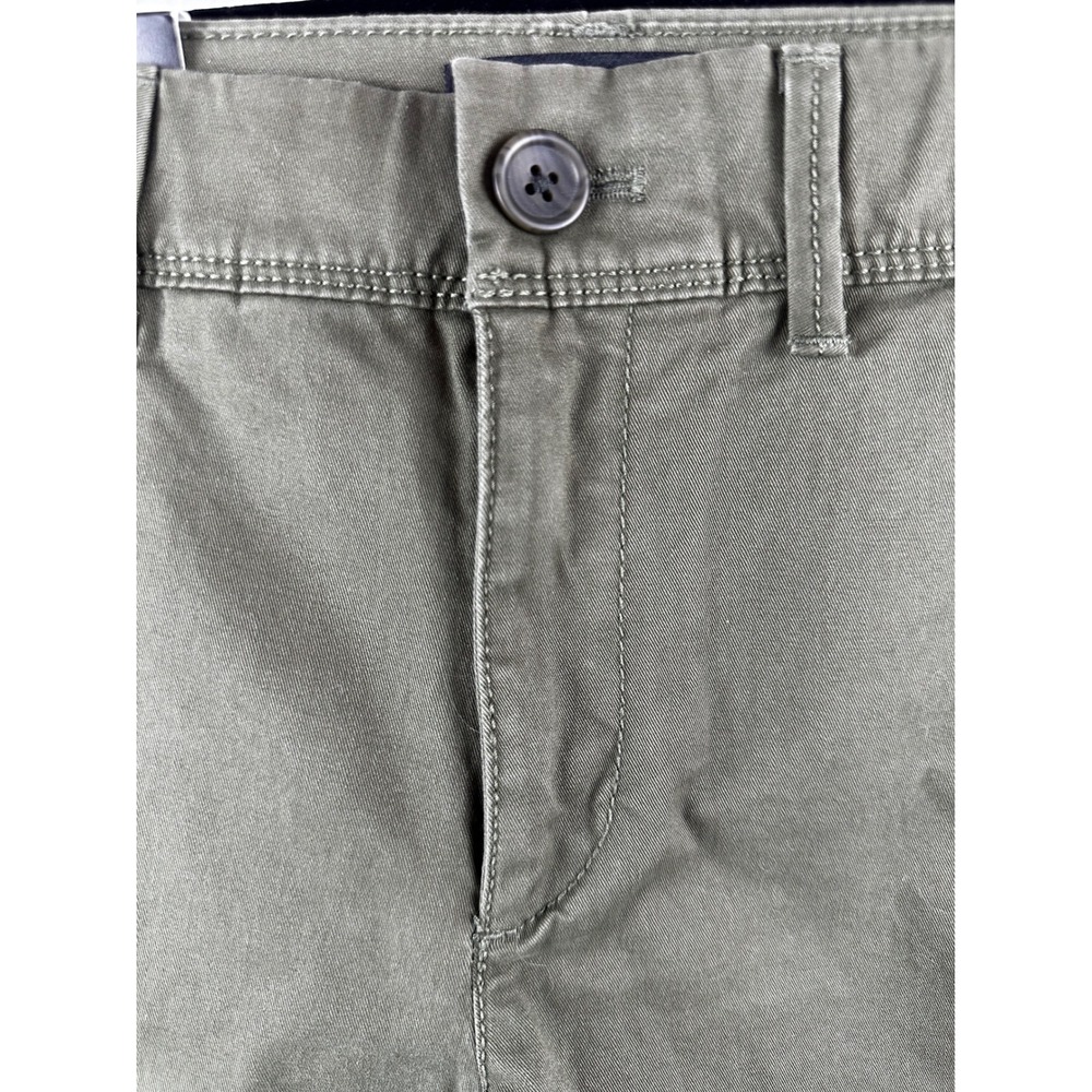 Banana Republic Womens Olive Green Cutoff Shorts NWT Size 0 - Picture 2 of 8
